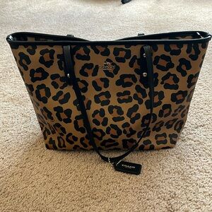 Coach City Zip Tote Leopard Print Genuine Leather